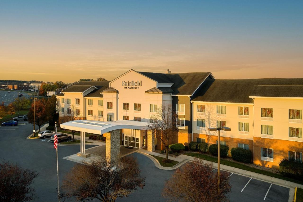 Fairfield Inn And Suites By Marriott Winchester Exterior photo